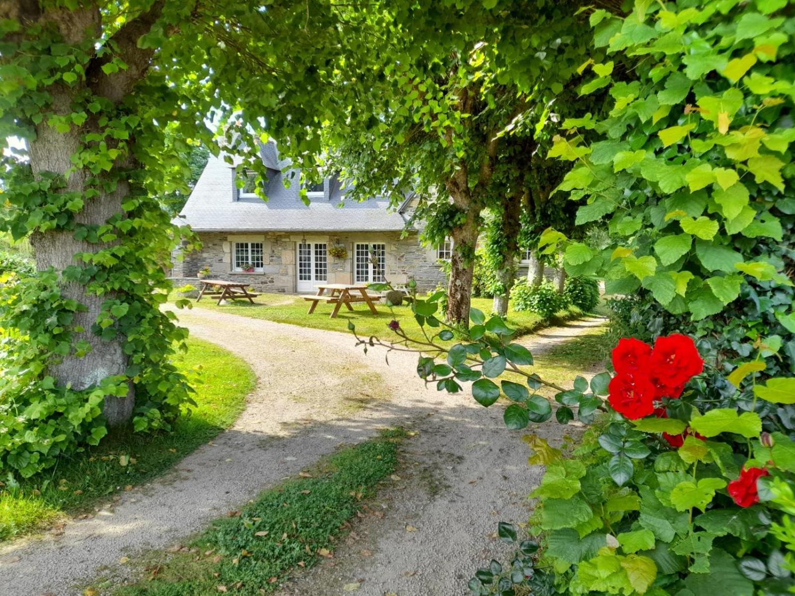Gîte de charme 14 personnes labellisé Clévacances 3 étoiles Sainte-Seve Extérieur photo